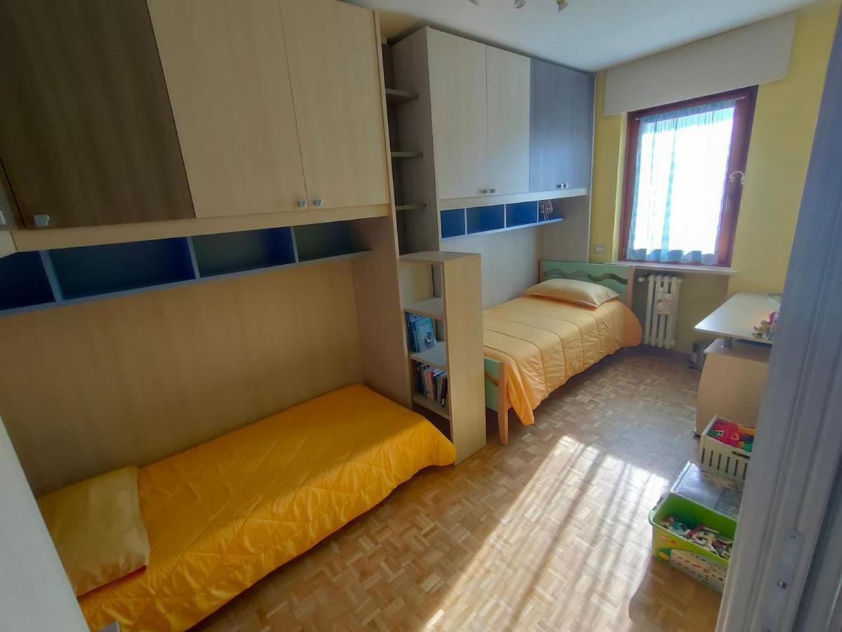 Appartamento Chentre En Ville - A 2 Passi Dal Centro - Parcheggio Gratuito - Cir-Vda-Aosta-0073 Exterior photo