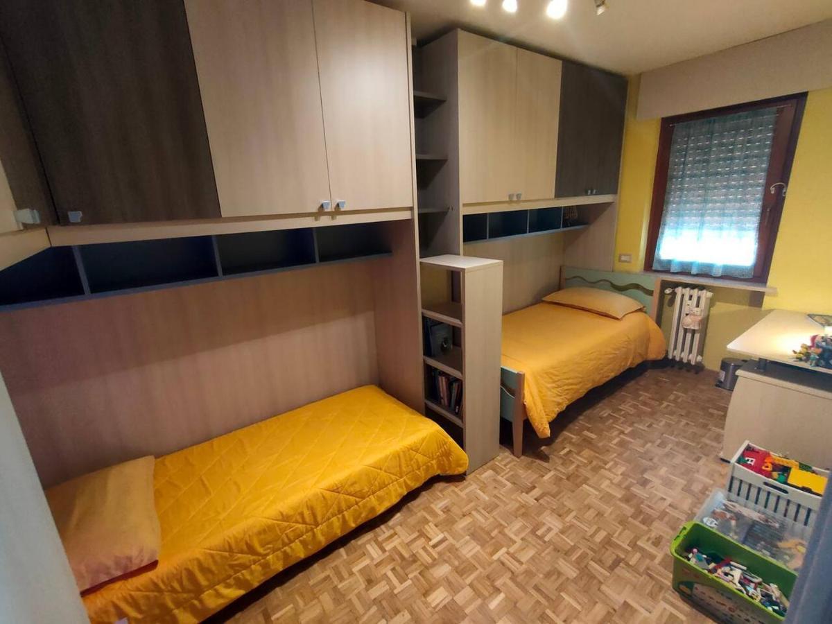 Appartamento Chentre En Ville - A 2 Passi Dal Centro - Parcheggio Gratuito - Cir-Vda-Aosta-0073 Exterior photo